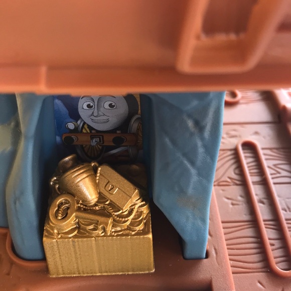THOMAS & FRIENDS | Take n Play Treasure Tracks Set - Picture 5 of 7